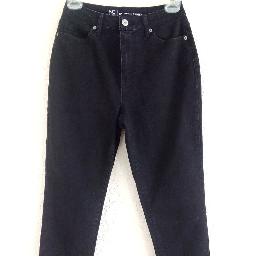 NO BOUNDARIES BLACK JEANS